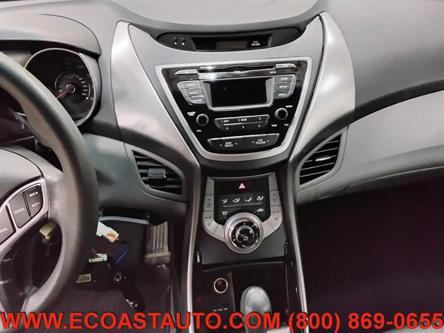 Used 2013 Hyundai Elantra GLS w/ Preferred Pkg FWD image 12