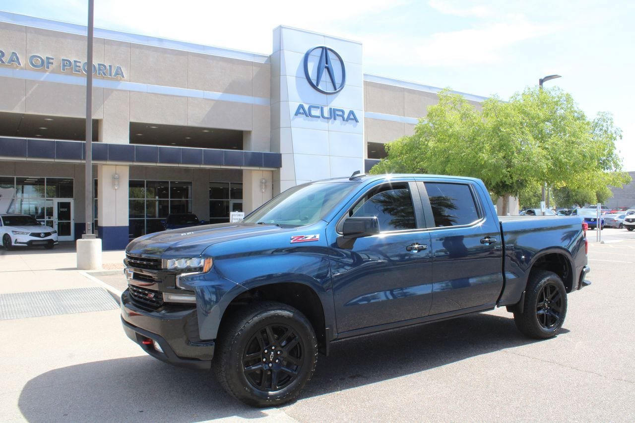 Used 2021 Chevrolet Silverado 1500 LT Trail Boss AWD/4WD image 2