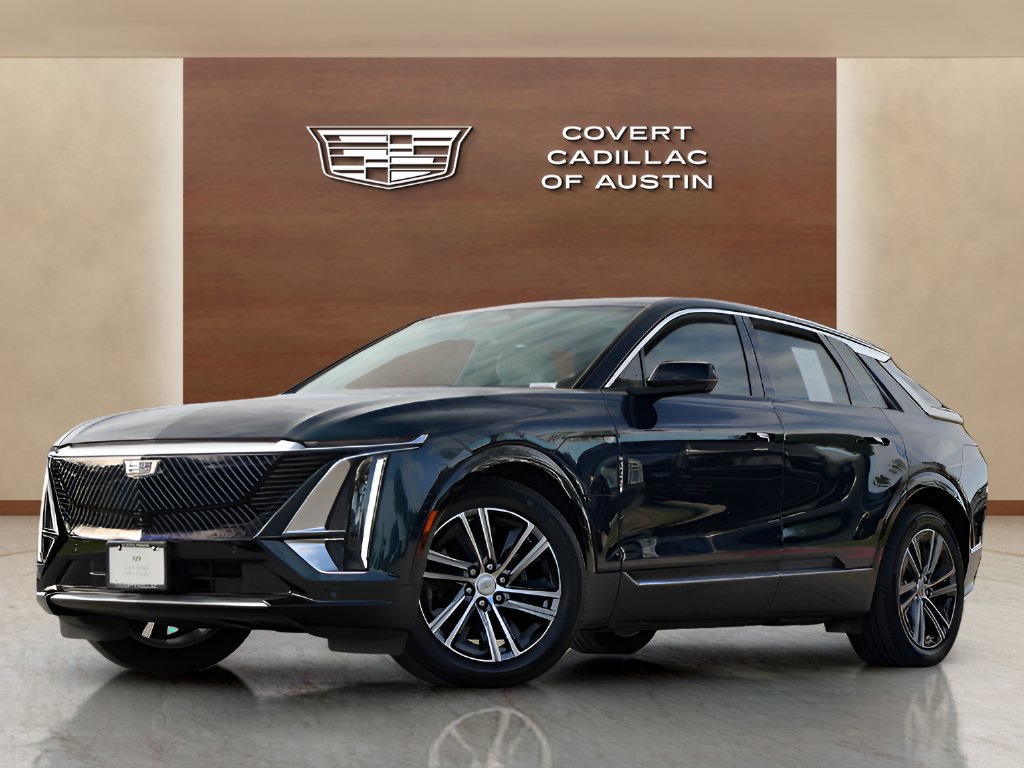 Used 2025 Cadillac Lyriq Luxury w/ LPO, Floor Liner Package RWD image 2
