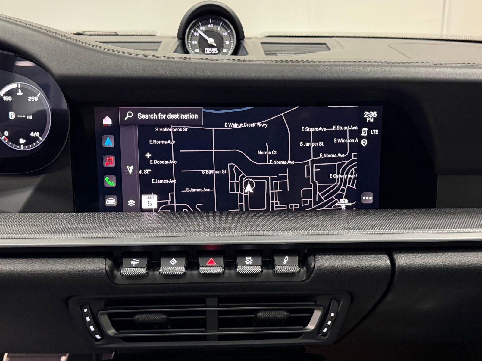 Used 2023 Porsche 911 Carrera w/ Premium Package image 33