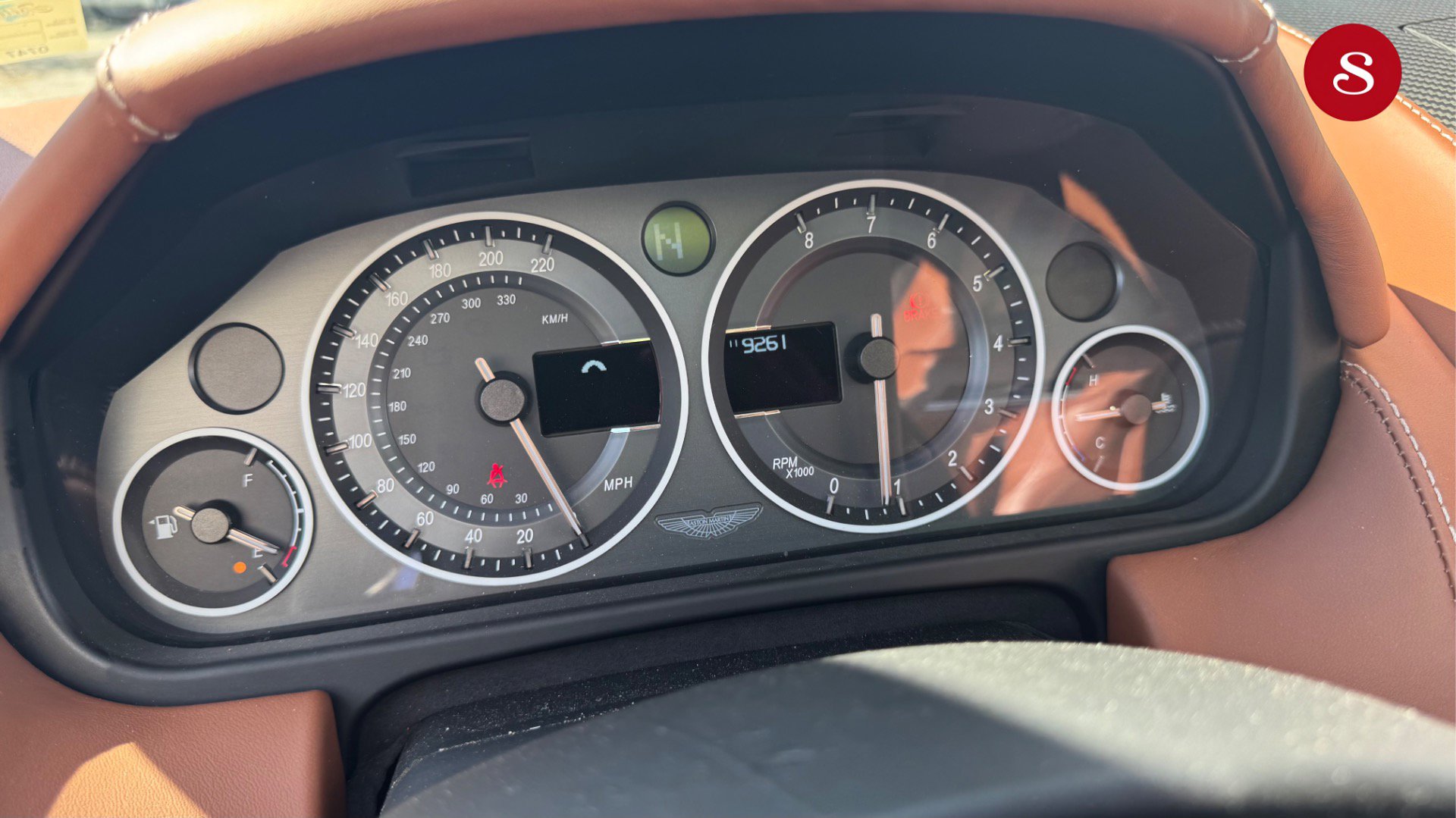 Used 2017 Aston Martin V12 Vantage S image 20