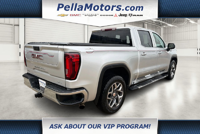 Used 2022 GMC Sierra 1500 SLT w/ SLT Premium Package AWD/4WD image 3