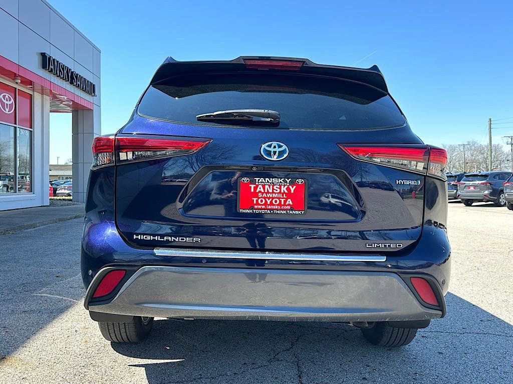Used 2020 Toyota Highlander Limited AWD/4WD image 4