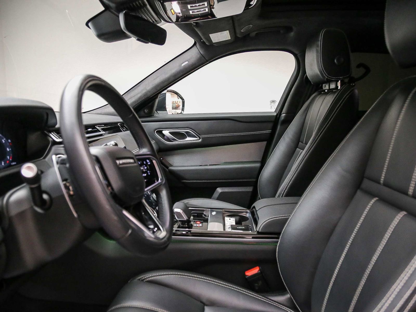 Used 2023 Land Rover Range Rover Velar R-Dynamic S AWD/4WD image 21