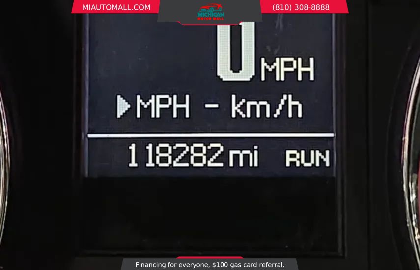 Used 2016 Chrysler Town & Country Touring w/ Driver Convenience Group image 8