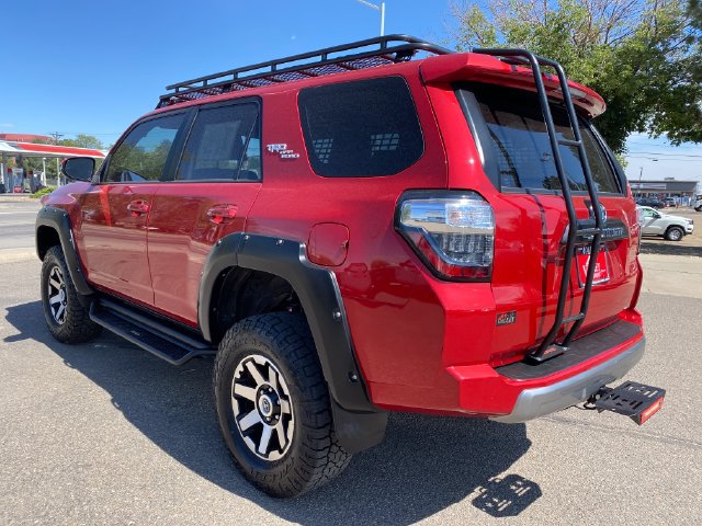 Used 2023 Toyota 4Runner TRD Off-Road Premium w/ Off Road Premium Plus Package AWD/4WD image 3