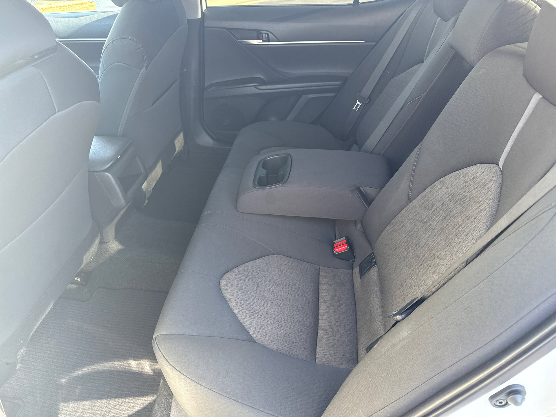 Used 2023 Toyota Camry LE FWD image 15