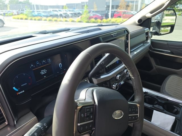 Used 2026 Ford F250 Platinum w/ Platinum Plus Package AWD/4WD image 17