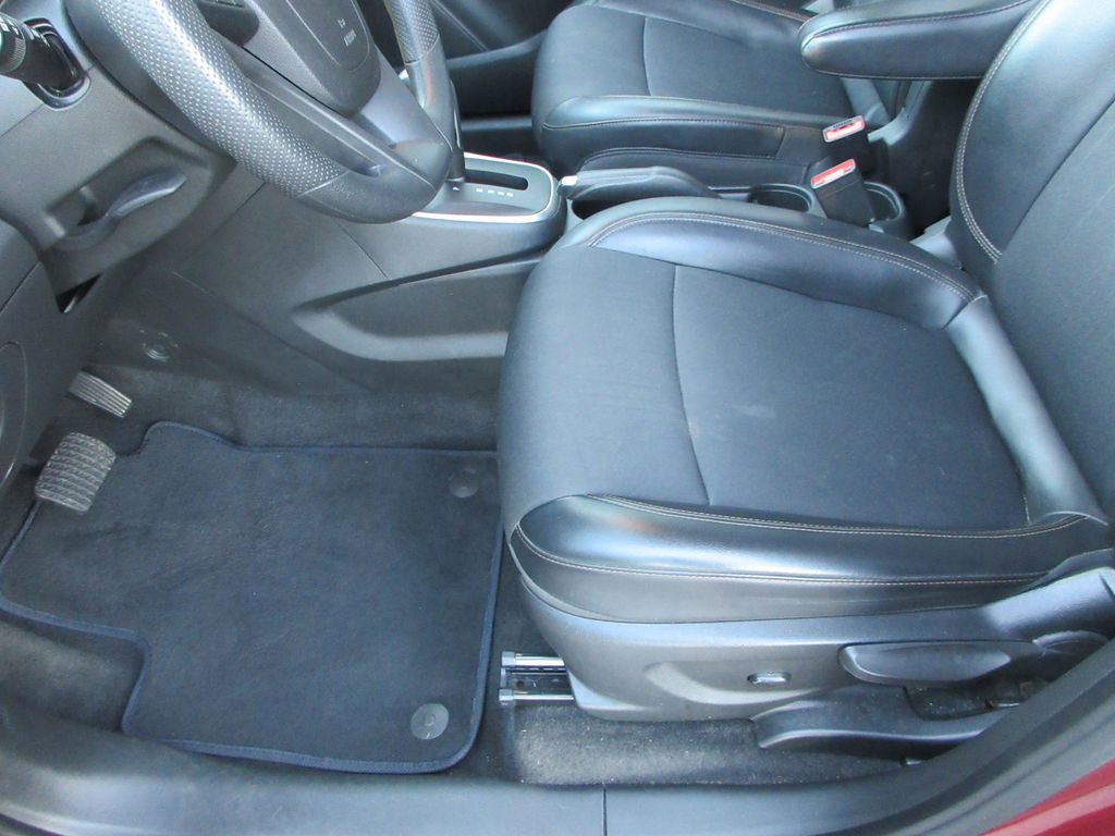 Used 2022 Chevrolet Trax LT image 21