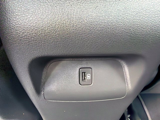 Used 2024 Nissan Sentra SR FWD image 27