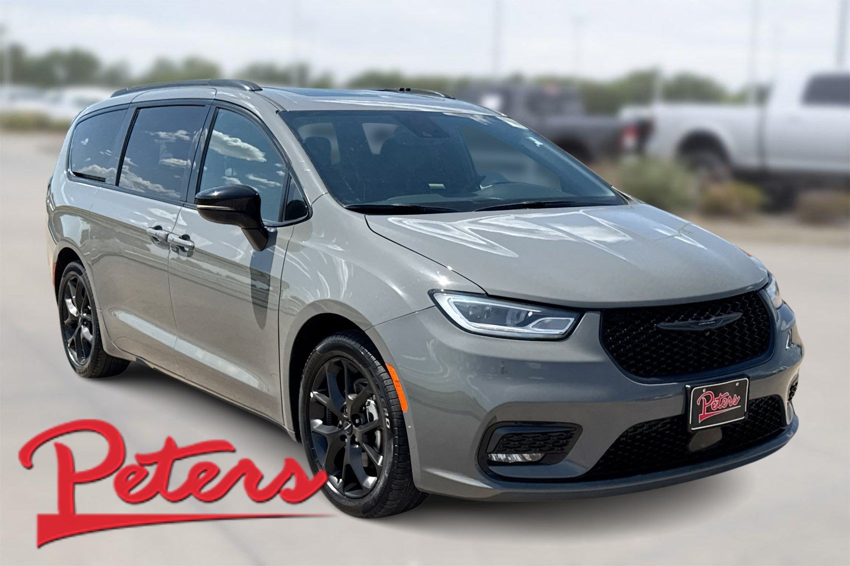 Used 2025 Chrysler Pacifica Limited