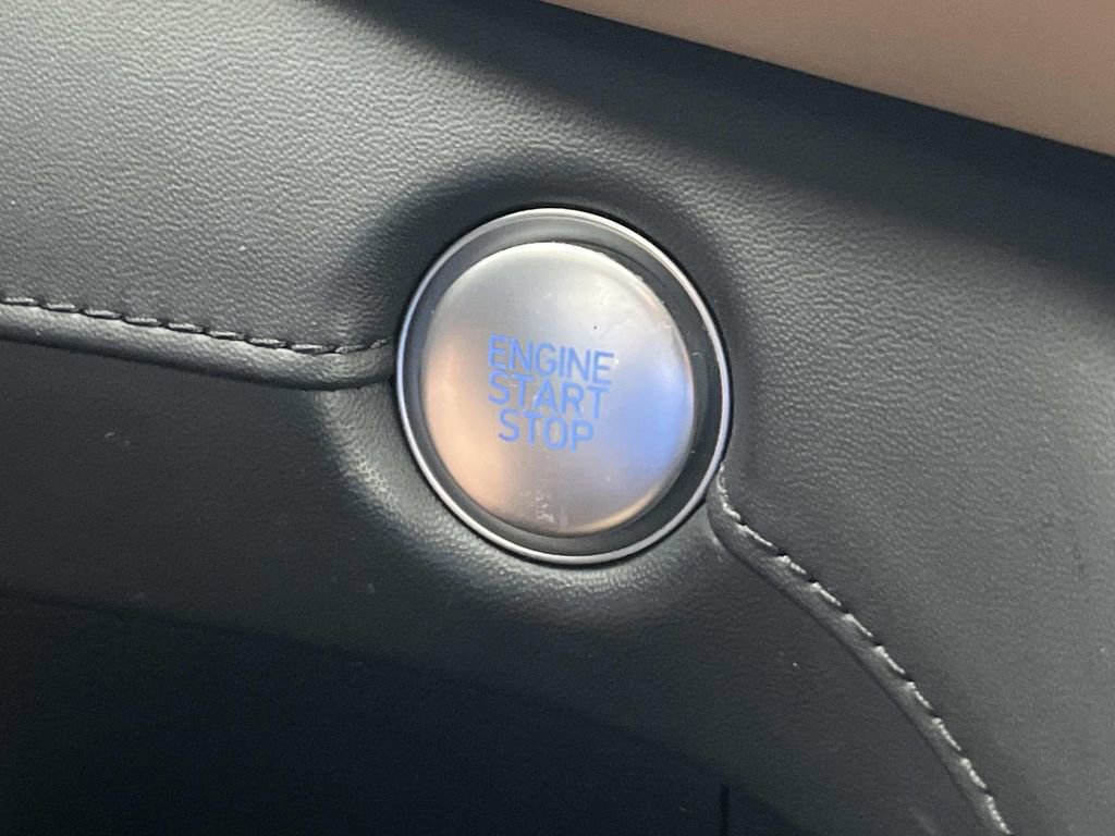 Used 2022 Hyundai Santa Fe Calligraphy image 38