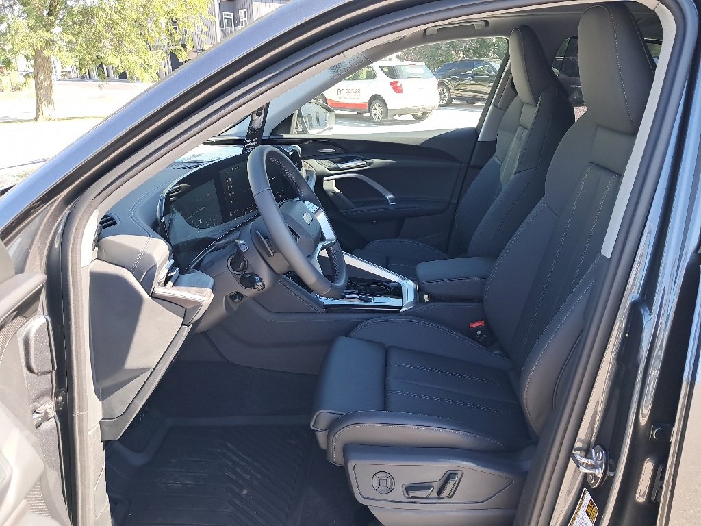 New 2025 Audi Q5 Premium Plus image 11