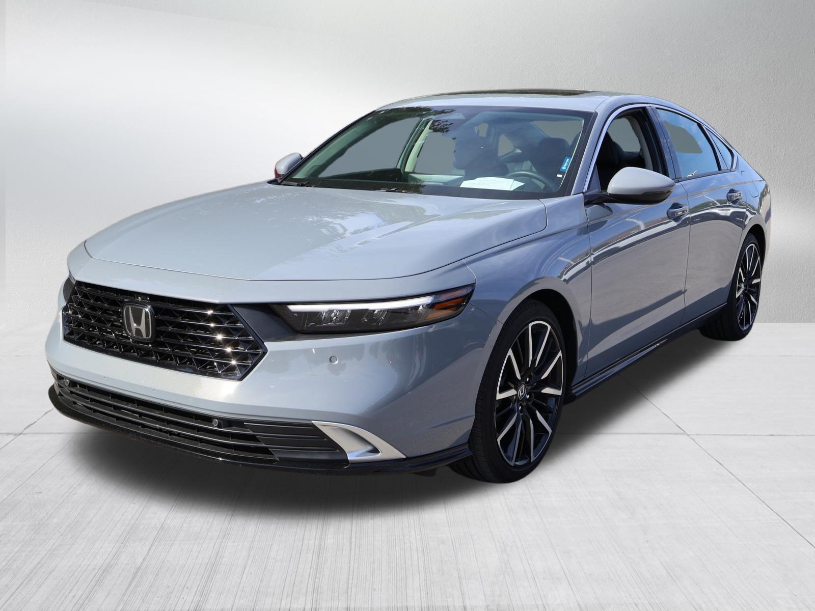 Used 2026 Honda Accord Touring image 4