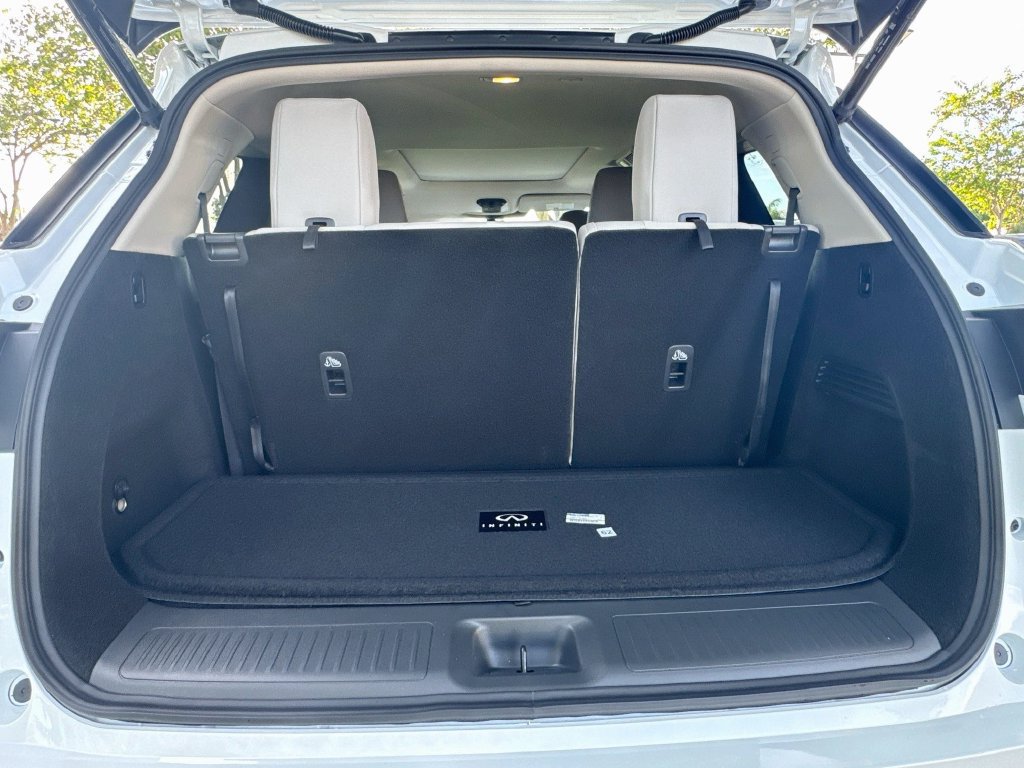 New 2027 INFINITI QX60 Luxe w/ Cargo Package FWD image 29