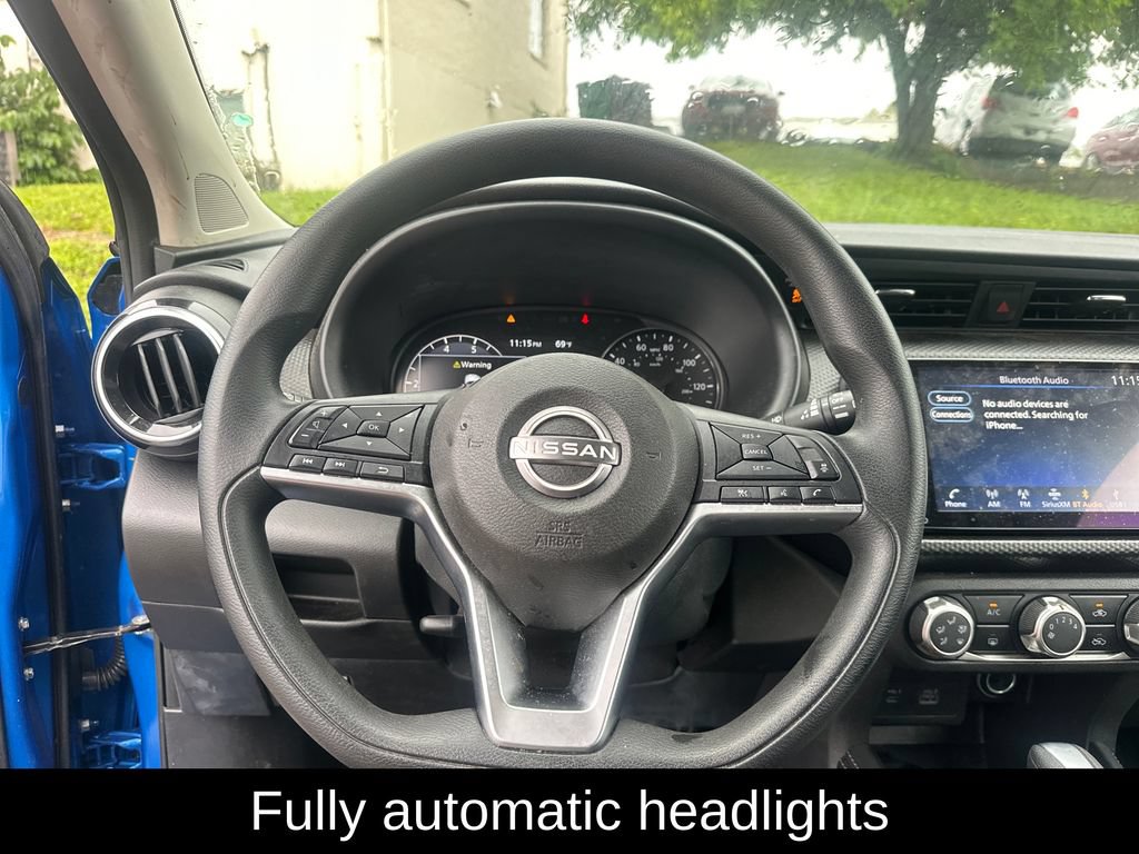 Used 2023 Nissan Kicks SV FWD image 9