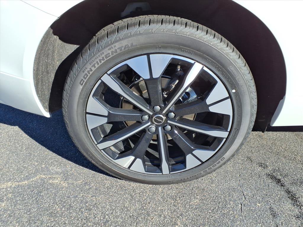 New 2026 Volvo XC60 B5 Ultra w/ Protection Package Premier image 7