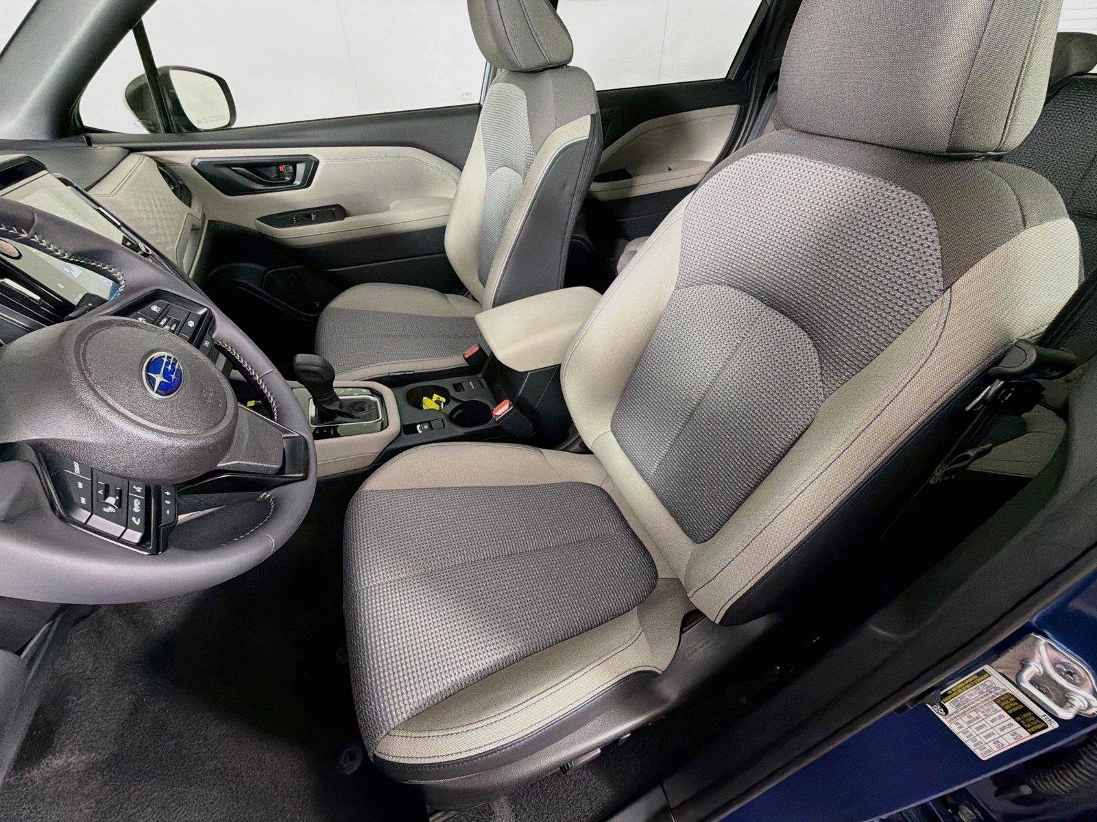 Used 2025 Subaru Forester Premium w/ Protection Package (1PH) AWD/4WD image 2