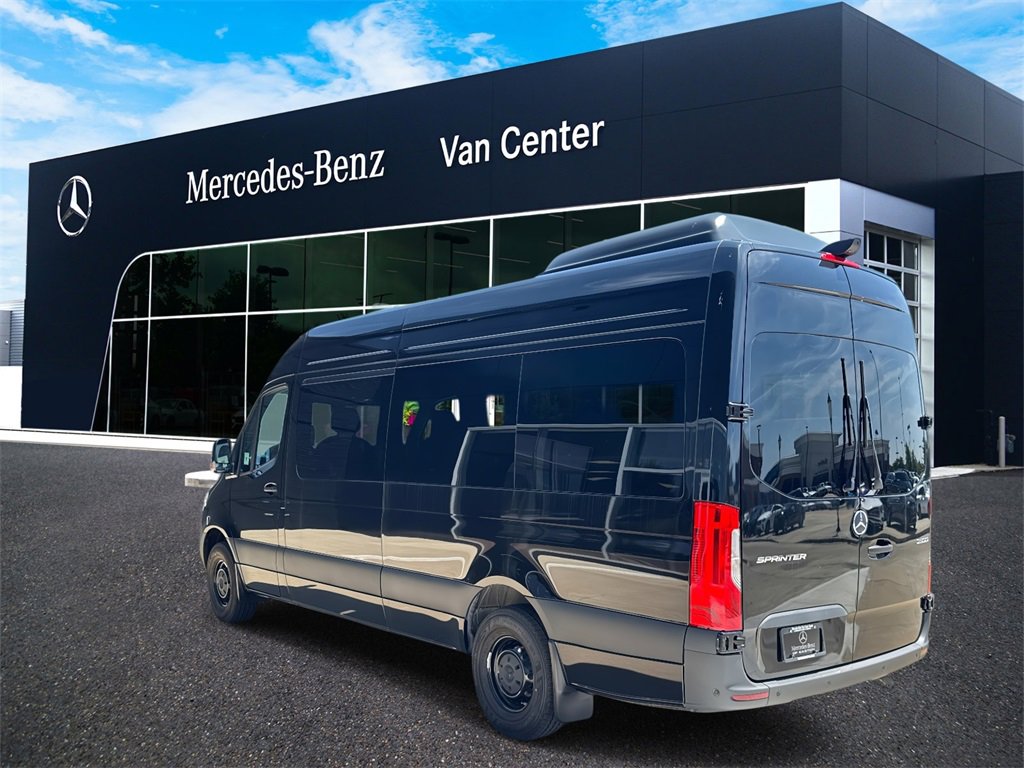 New 2025 Mercedes-Benz Sprinter 2500 image 10