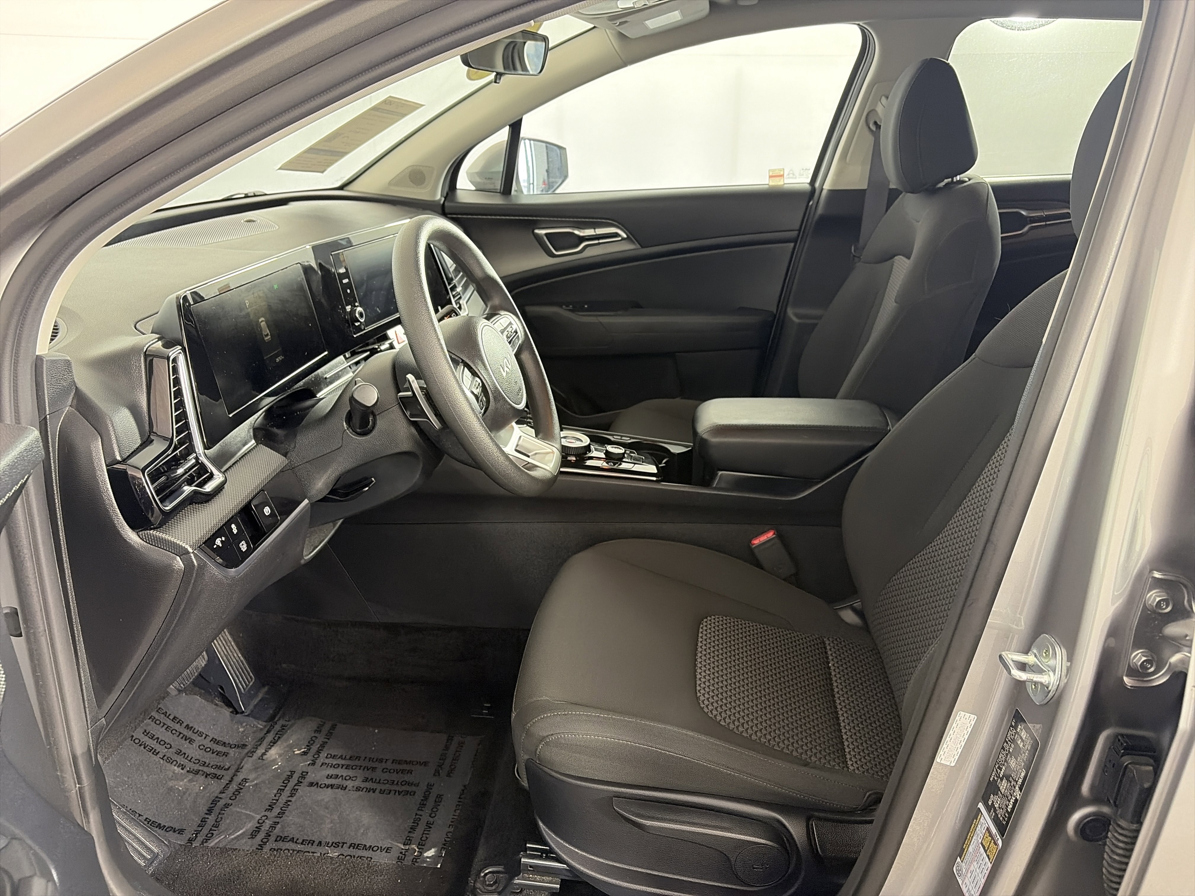 Certified 2023 Kia Sportage LX image 6