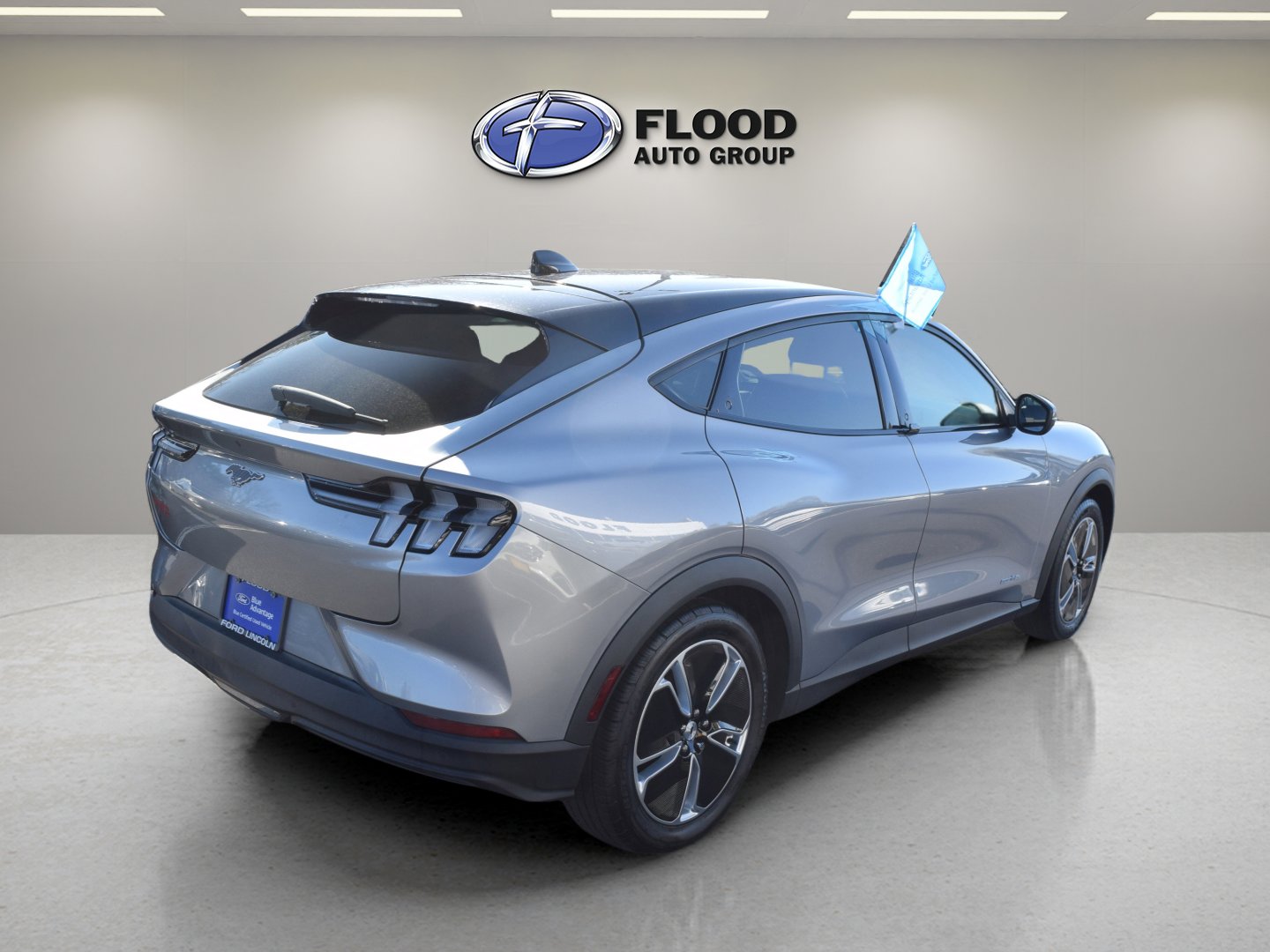 Used 2021 Ford Mustang Mach-E Select w/ Comfort/Appearance Package image 4