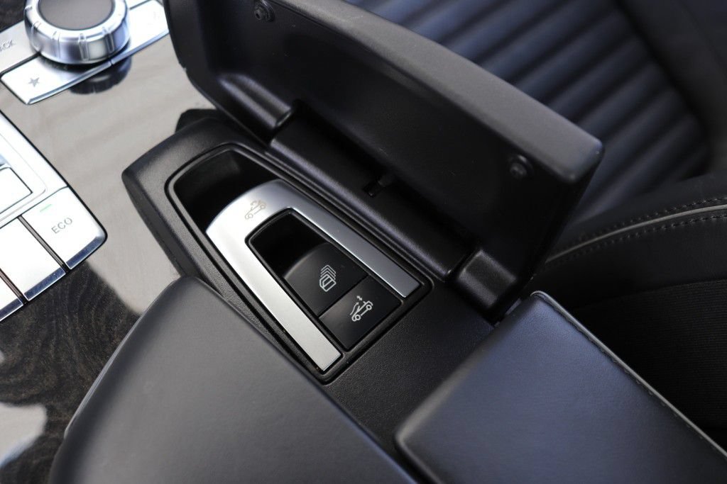 Used 2014 Mercedes-Benz SL 550 w/ Driver Assistance Package image 50