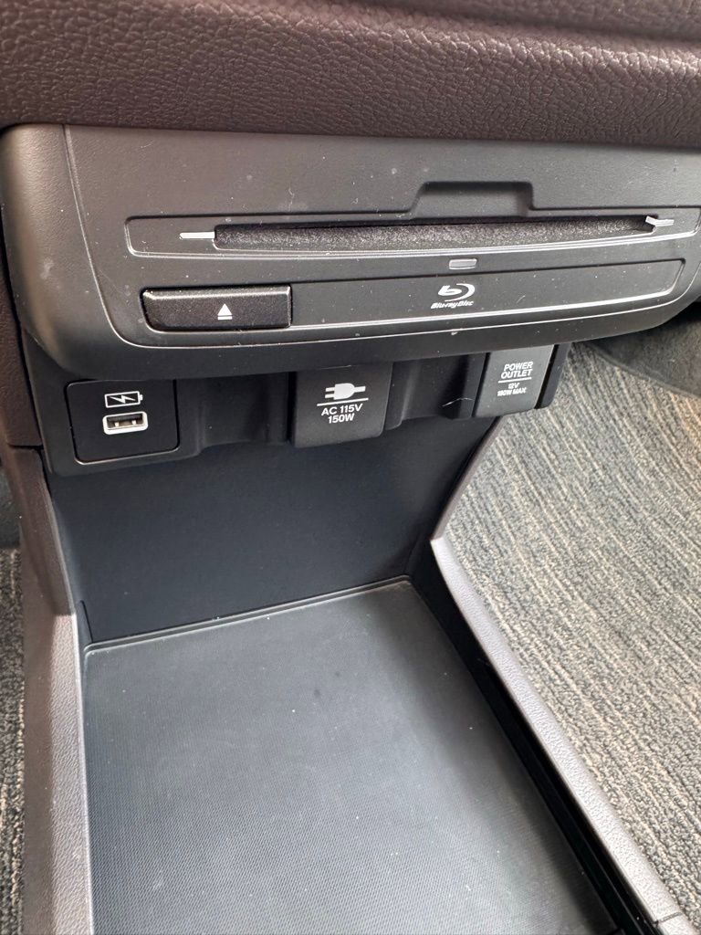 Used 2021 Honda Odyssey Touring image 24