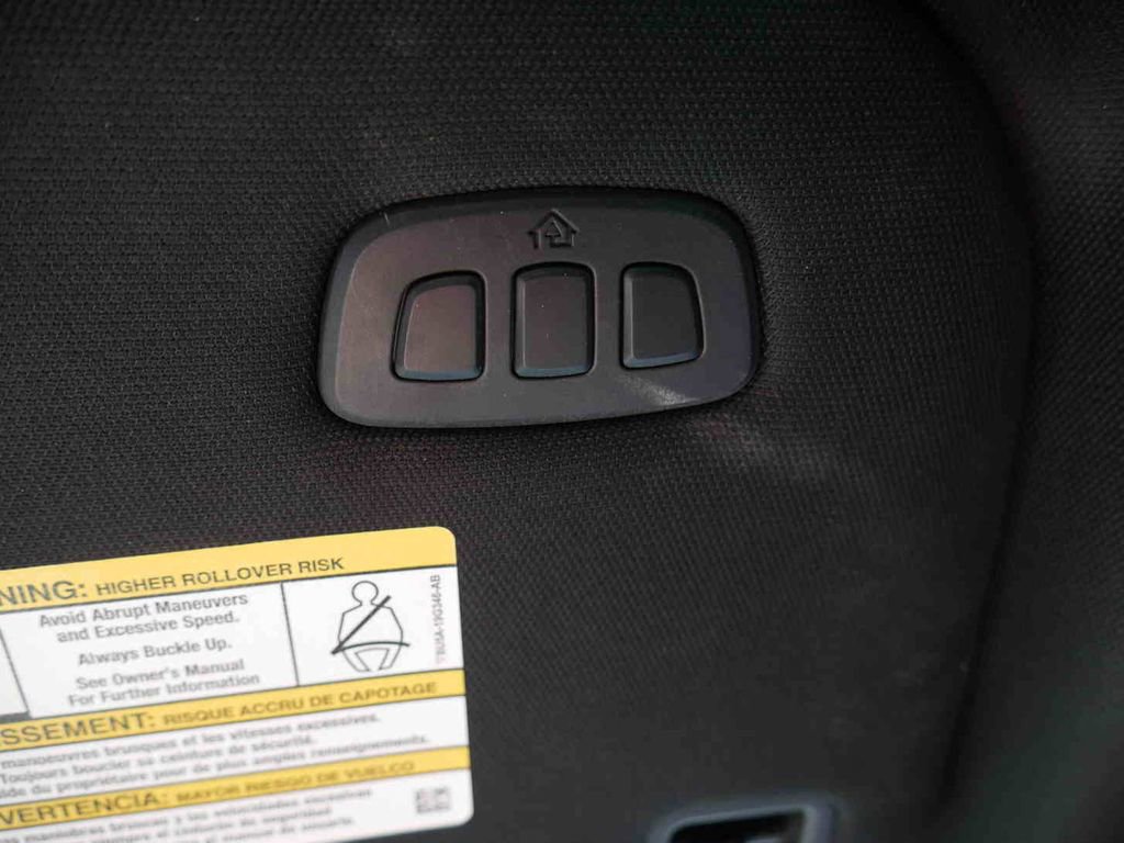 Used 2023 Ford F150 Platinum image 47