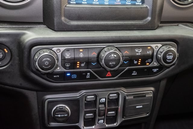 Certified 2023 Jeep Wrangler Unlimited w/ Cold Weather Group AWD/4WD image 21