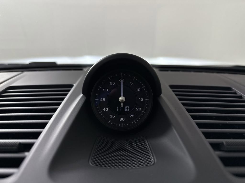 Certified 2024 Porsche 911 Carrera GTS RWD image 29