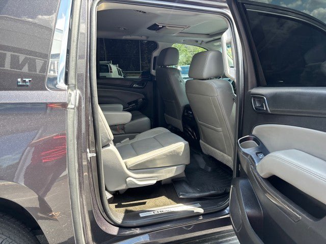 Used 2018 Chevrolet Suburban LT AWD/4WD image 43