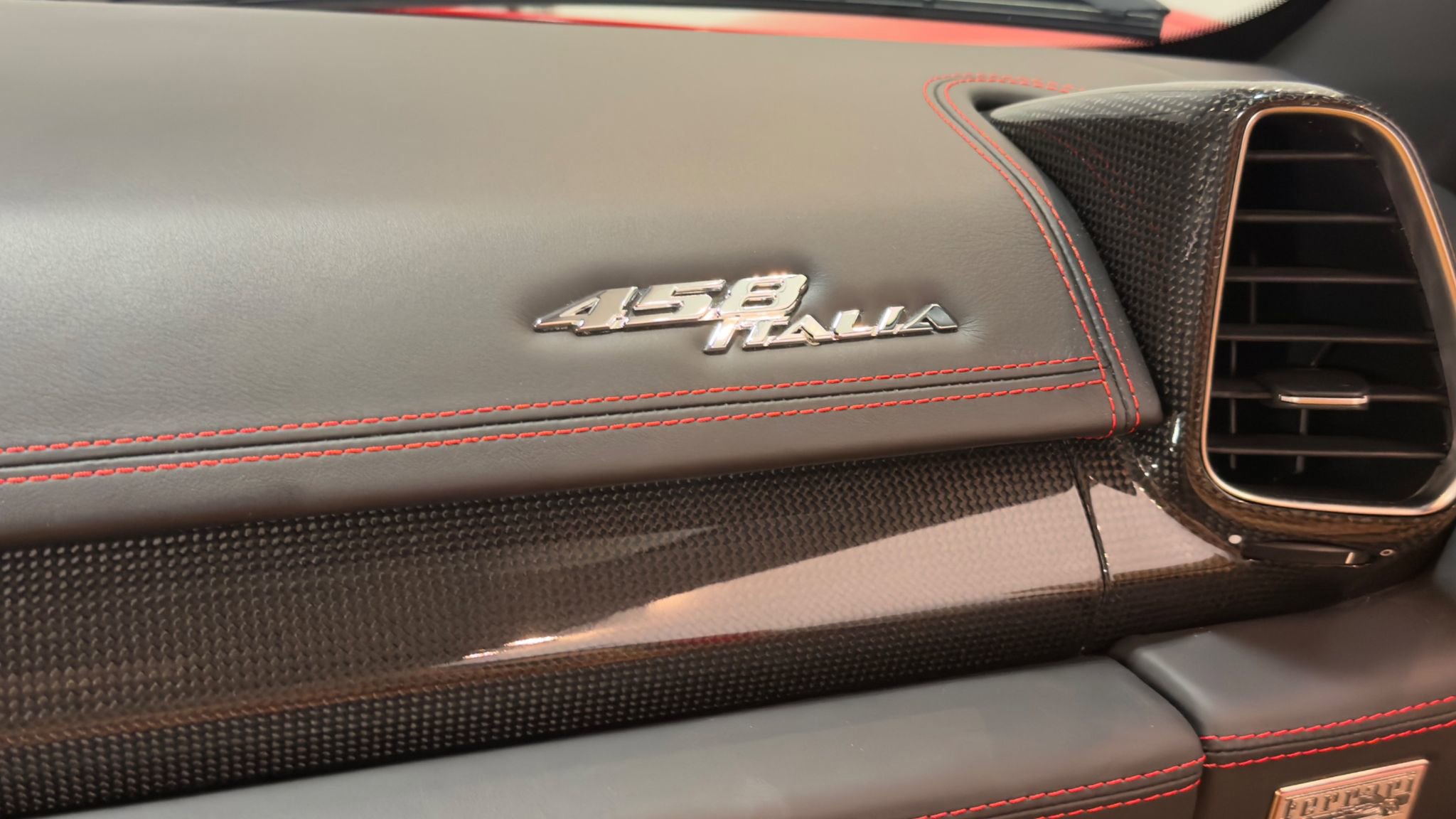 Used 2011 Ferrari 458 Italia Coupe image 99