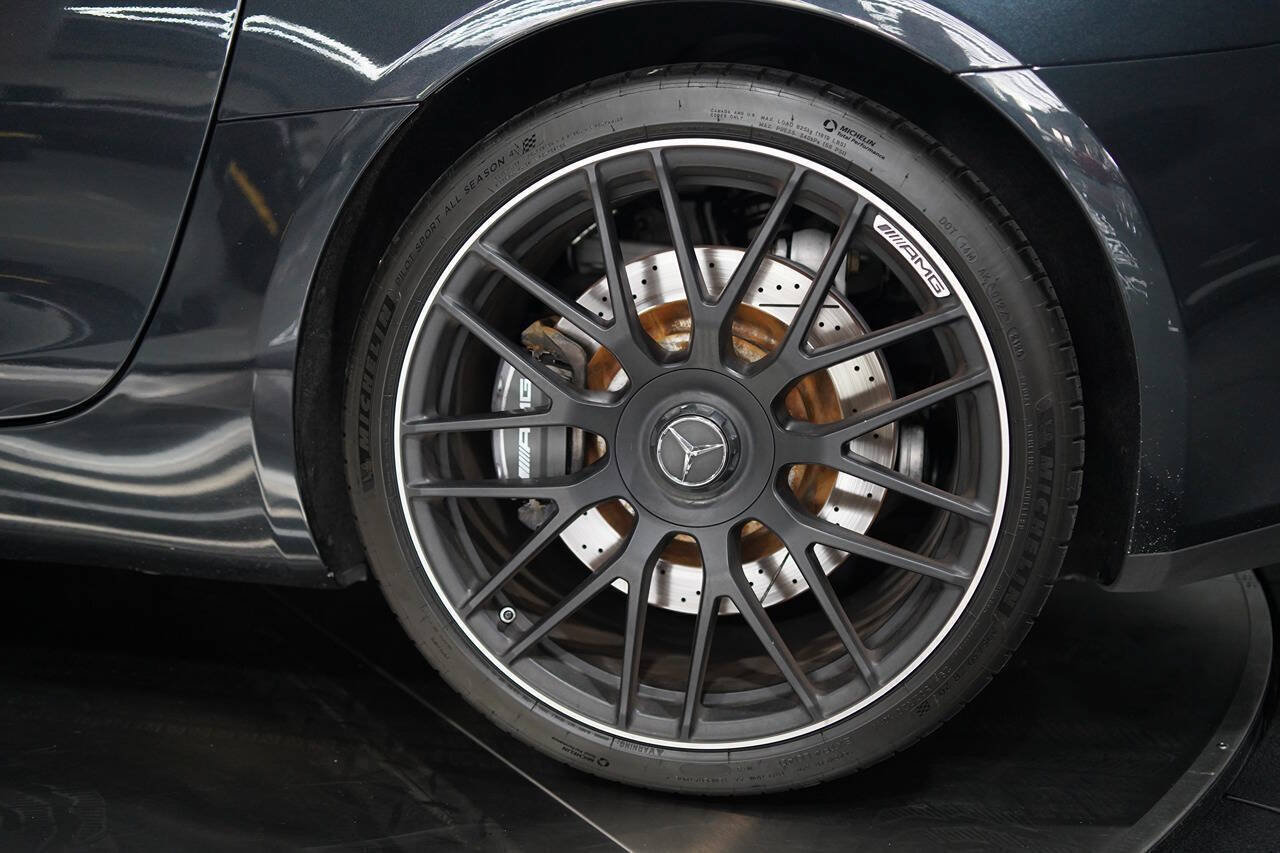 Used 2017 Mercedes-Benz AMG GT Coupe image 32