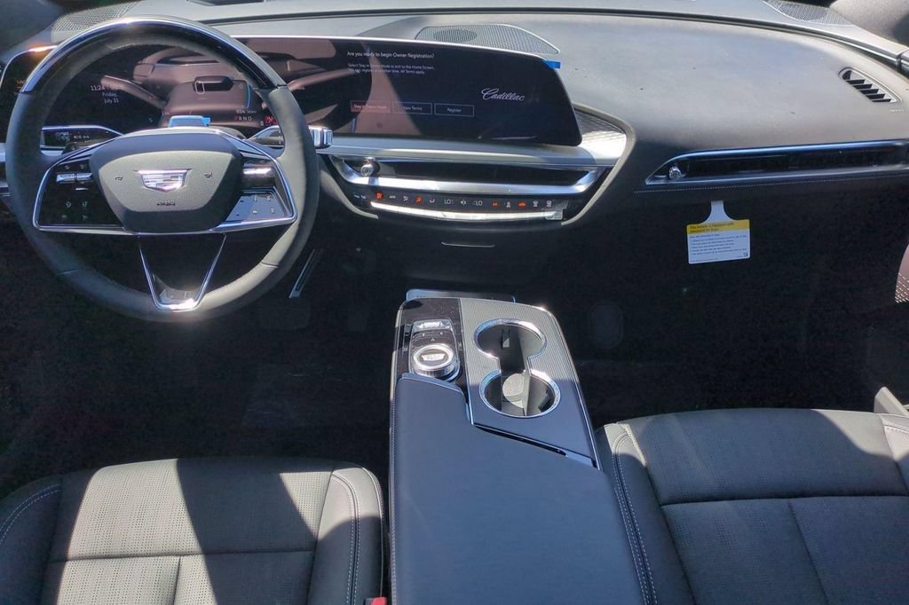 New 2026 Cadillac Lyriq Luxury AWD/4WD image 14