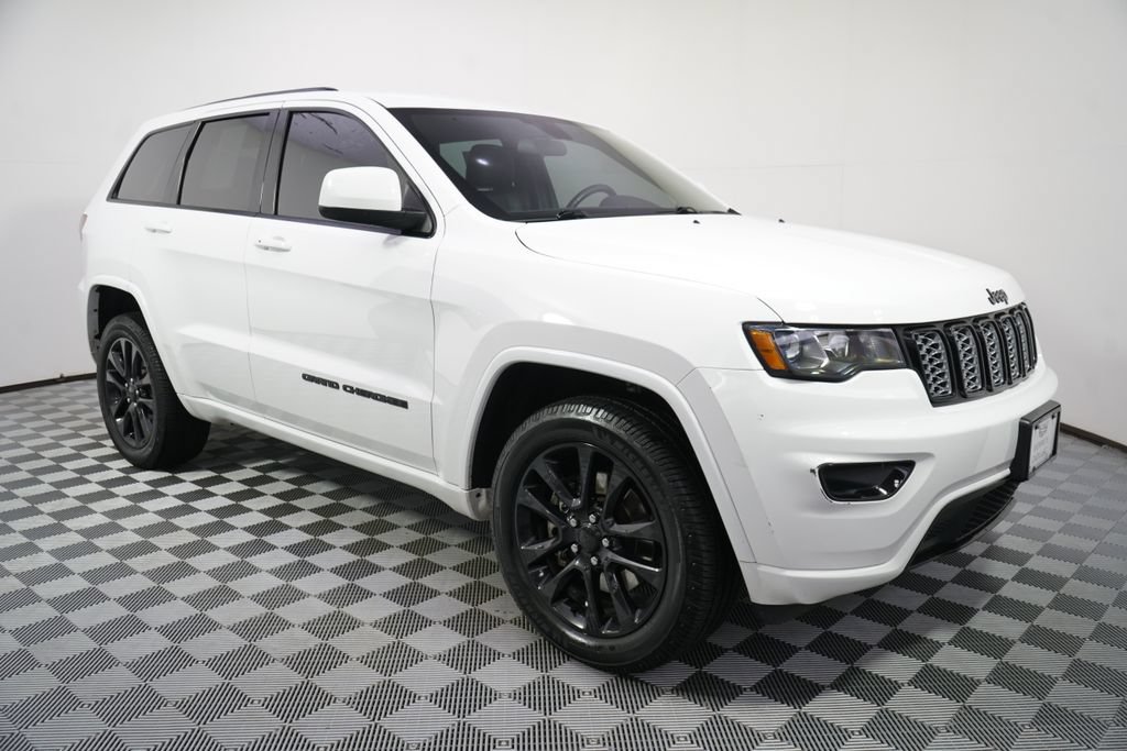 Used 2021 Jeep Grand Cherokee Laredo X AWD/4WD image 8