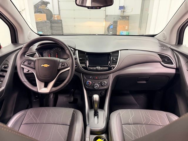 Certified 2020 Chevrolet Trax LT w/ LT Convenience Package image 20
