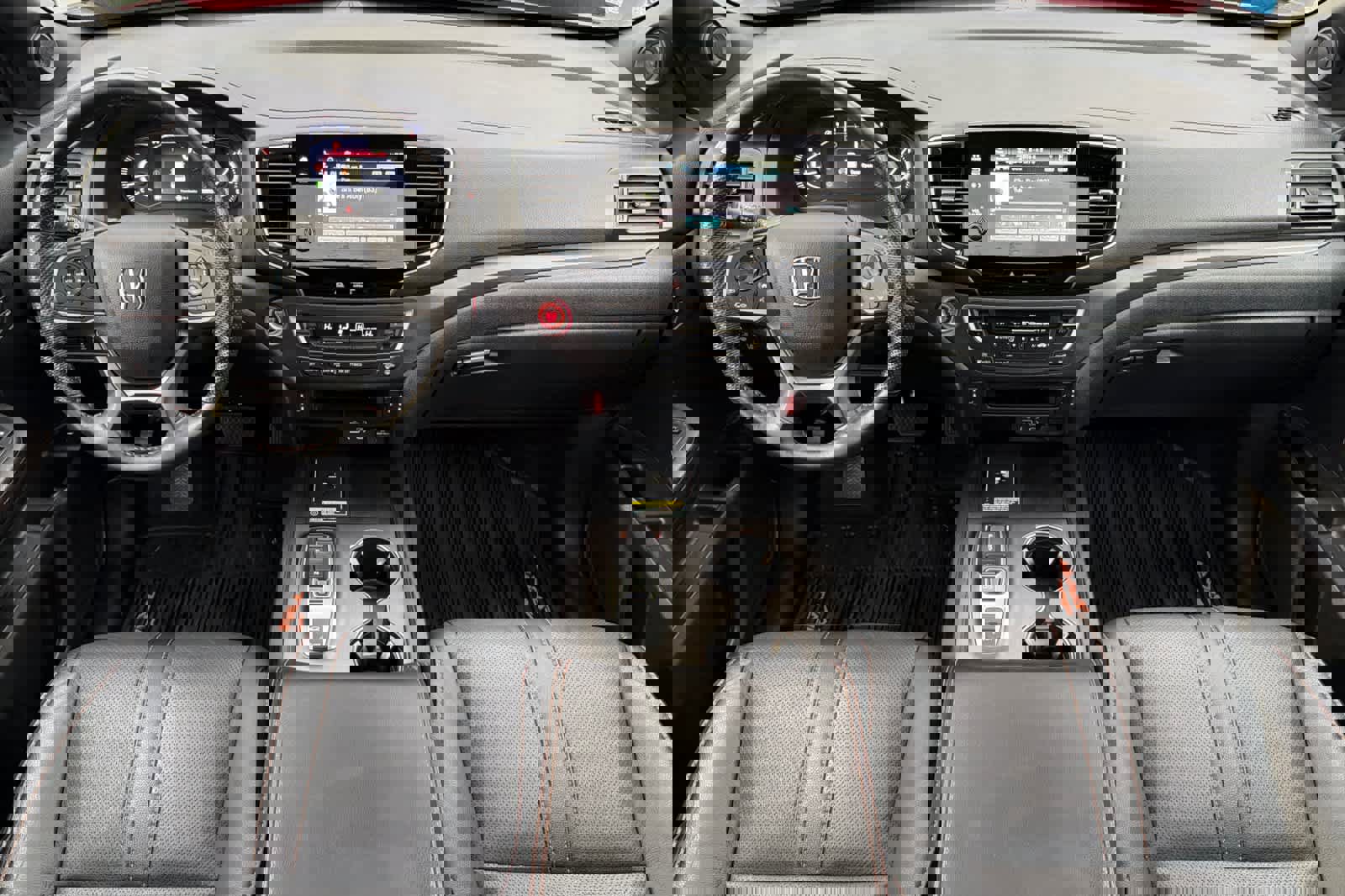 Used 2024 Honda Passport TrailSport image 3