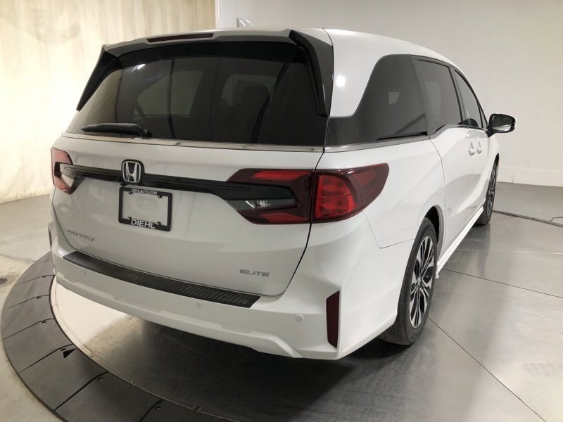 New 2026 Honda Odyssey Elite image 7