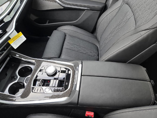 New 2027 BMW X7 M60i AWD/4WD image 29