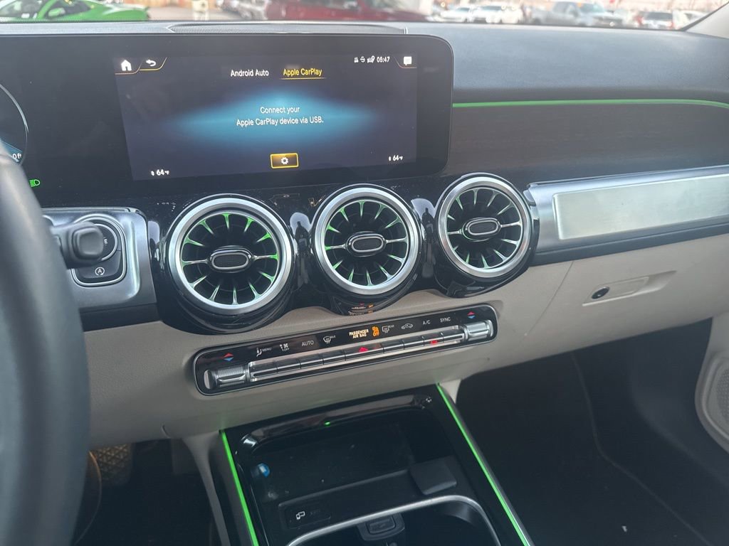 Used 2023 Mercedes-Benz GLB 250 image 15