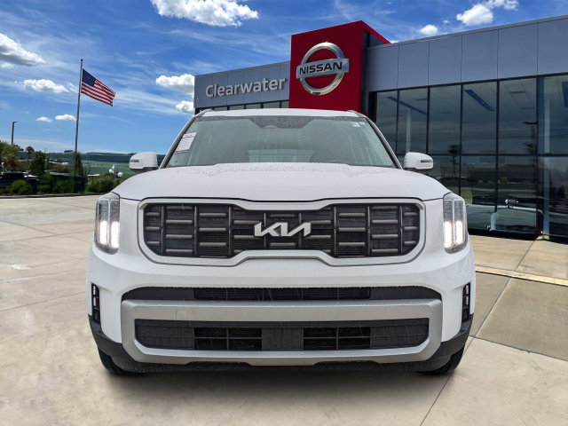 Used 2023 Kia Telluride S FWD image 2