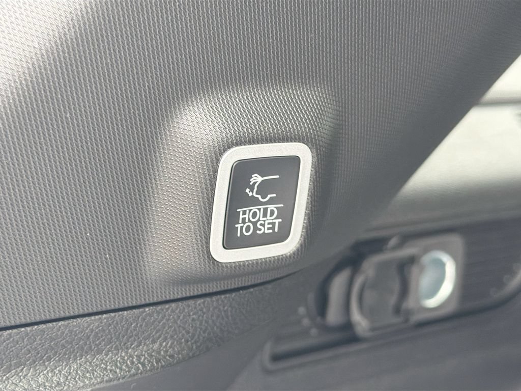 New 2026 Jeep Grand Cherokee Altitude AWD/4WD image 13
