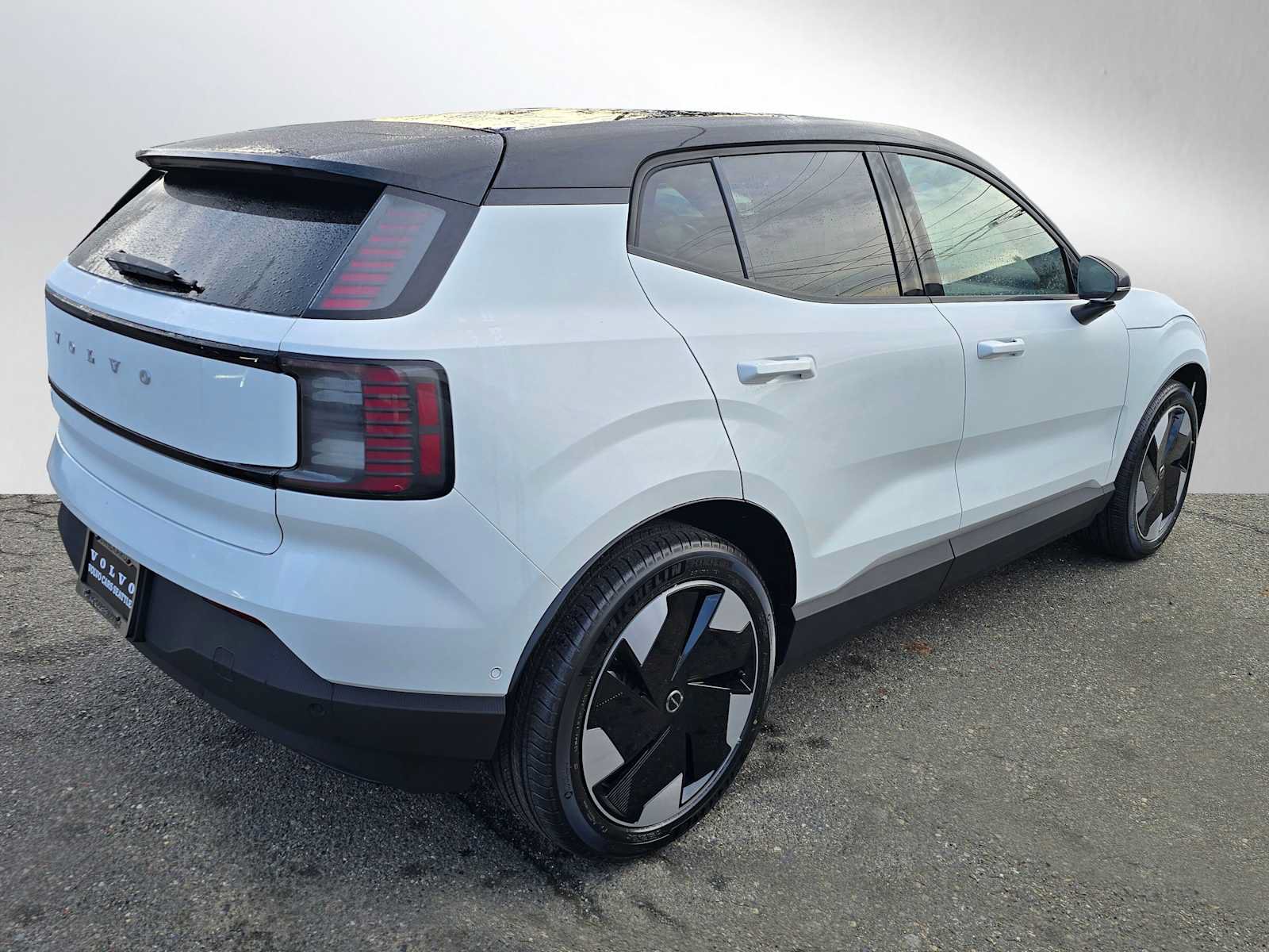 New 2026 Volvo EX30 Ultra w/ Protection Package AWD/4WD image 3