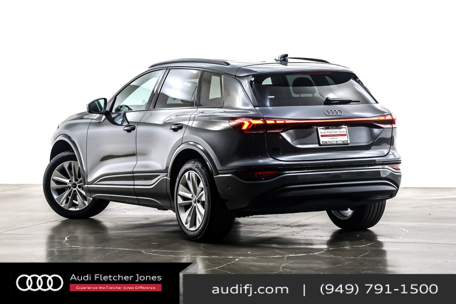 Used 2025 Audi Q6 e-tron Premium w/ Convenience Package image 12