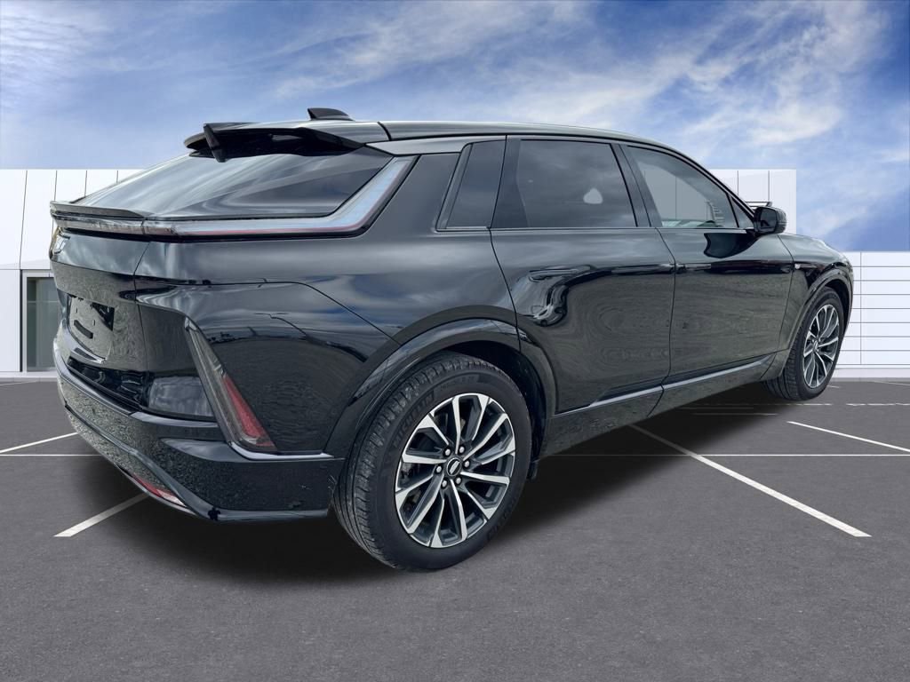 Certified 2024 Cadillac Lyriq Sport image 3