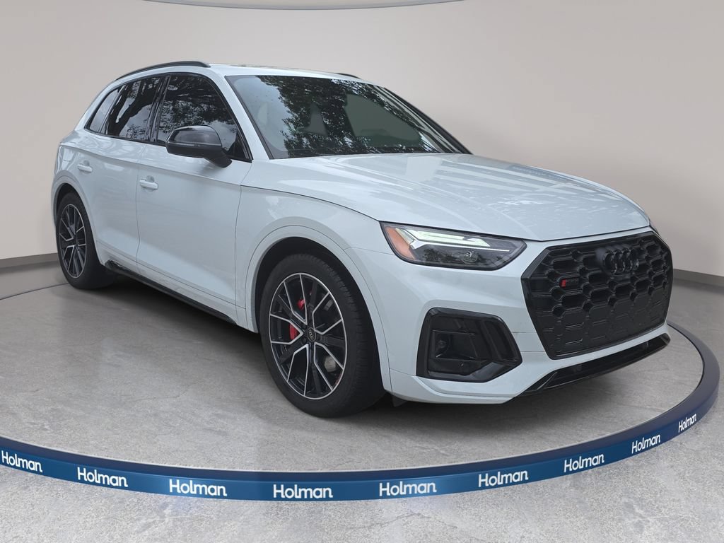 Certified 2025 Audi SQ5 Premium Plus w/ Premium Plus Package AWD/4WD image 3
