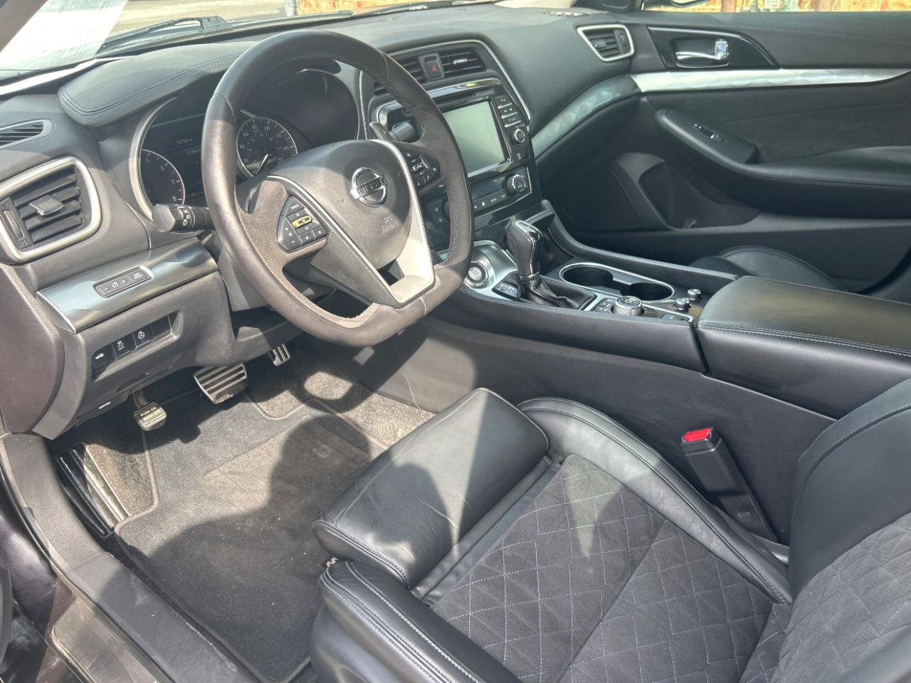Used 2016 Nissan Maxima SR FWD image 18