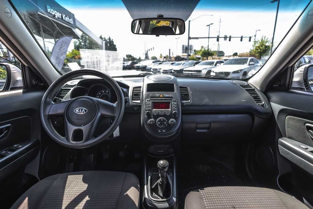 Used 2012 Kia Soul FWD image 14