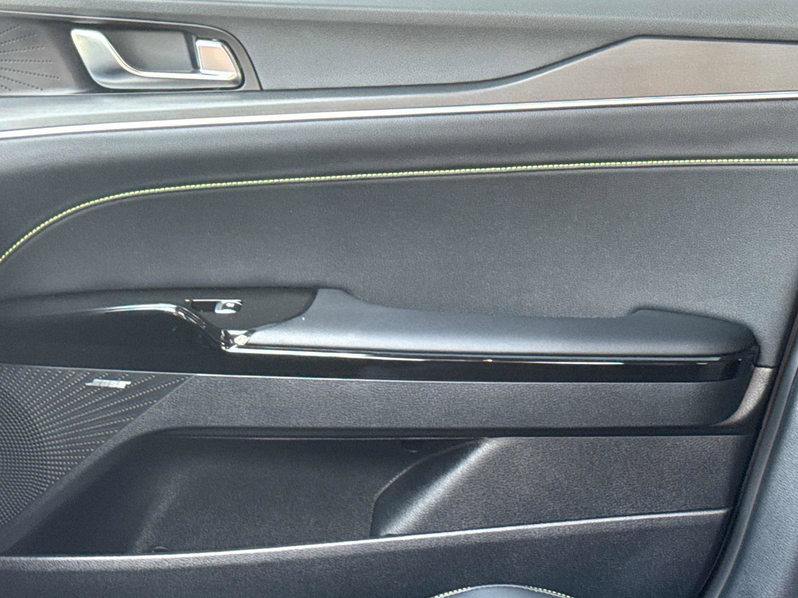 Used 2025 Kia K5 GT w/ GT1 Package image 21