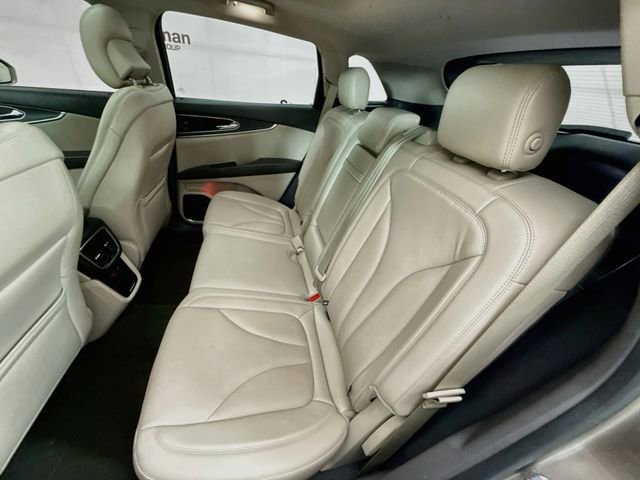 Used 2019 Lincoln Nautilus Reserve AWD/4WD image 26